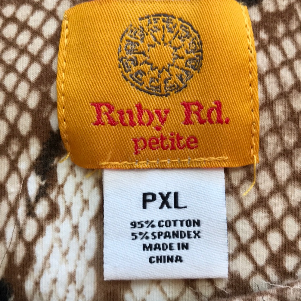 Ruby Rd. Top - Picture 4 of 5